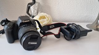 Cámara con trípode