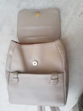 Bolso mochila de cuero