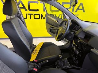 Opel Astra 2010
