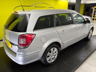 Opel Astra 2010