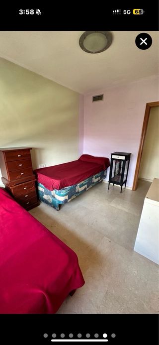 Habitación CHICAS FRENTE museo de las ciencias