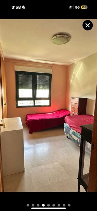 Habitación CHICAS FRENTE museo de las ciencias