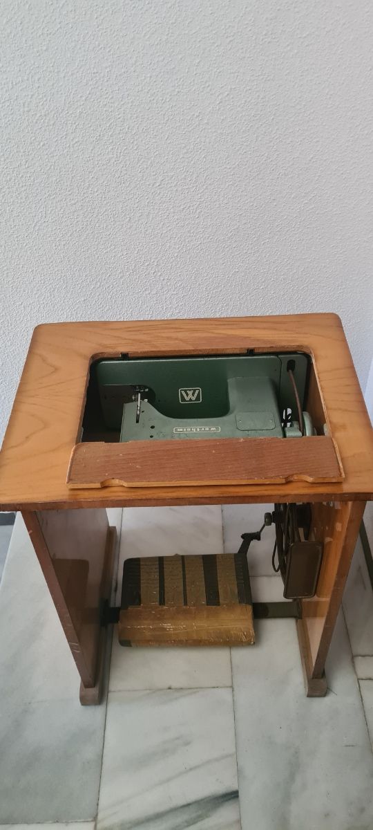 Maquina de coser 