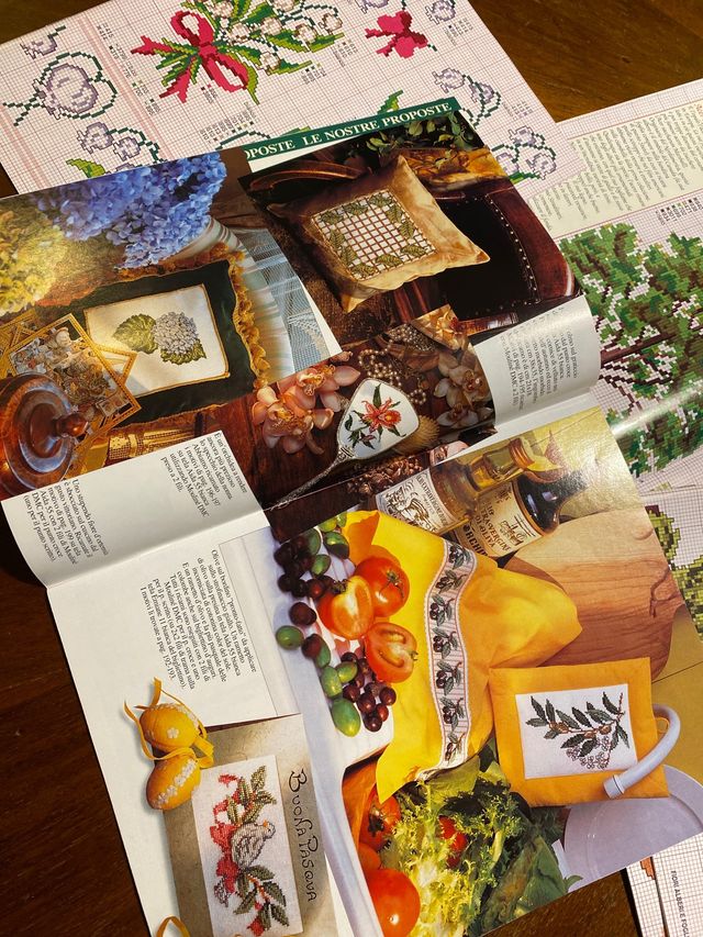 Piccola enciclopedia del punto croce