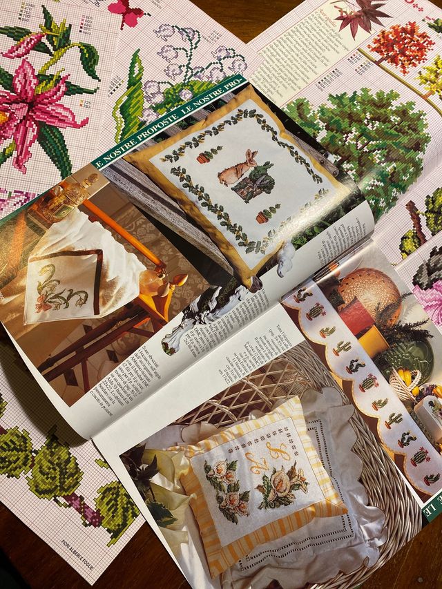 Piccola enciclopedia del punto croce