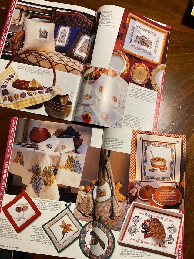 Piccola enciclopedia del punto croce