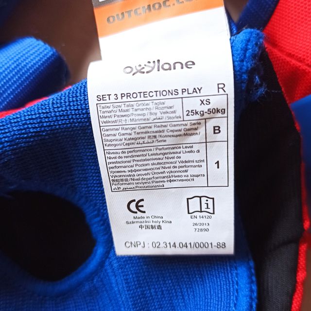 Patines T 35-38 + protecciones XS + mochila