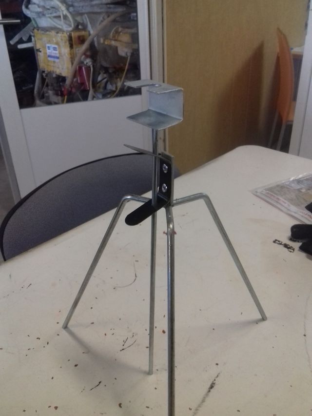 Trípode autonivelante,679-93-89-78