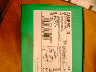 Contador Digital trifásico Schneider