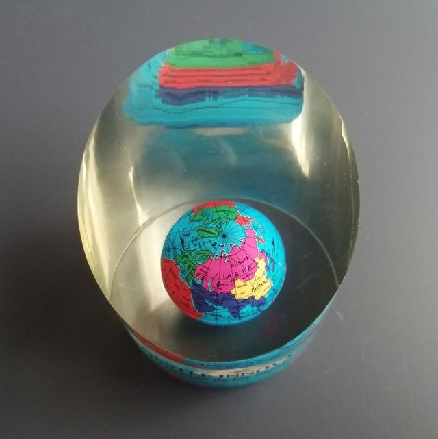 Pisapapeles metacrilato Nestlé años 80