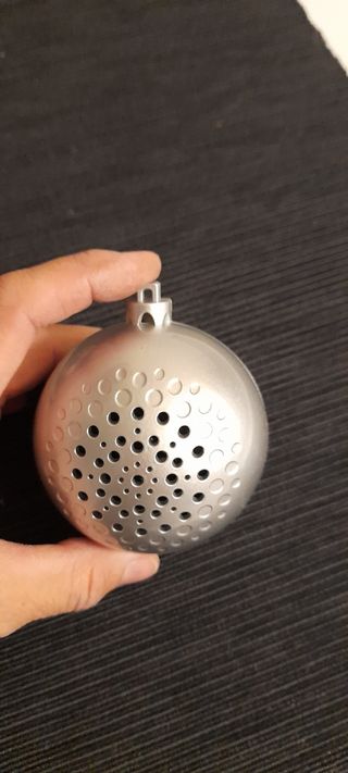 cassa blethoot a pallina natalizia funzionante 