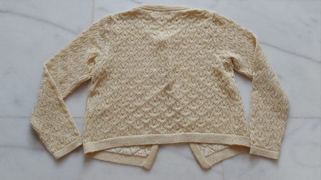 Rebeca color dorada de Sfera. Talla 5-6