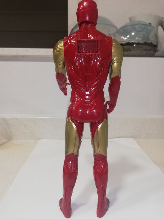Figura Airomman Marvel 30 cm
