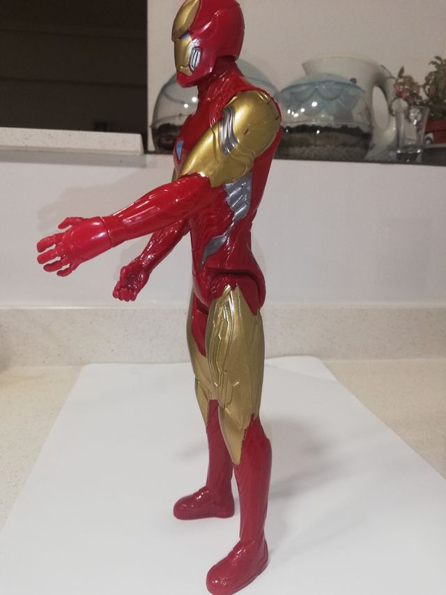Figura Airomman Marvel 30 cm
