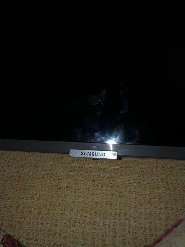 CRISTAL ROTO!!!  Tv Samsung 50" NO ENCIENDE