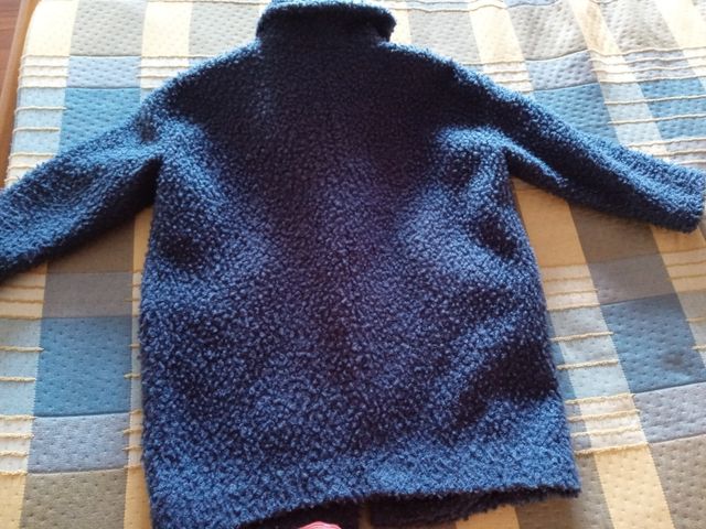 Abrigo niña de Benetton de 7 años