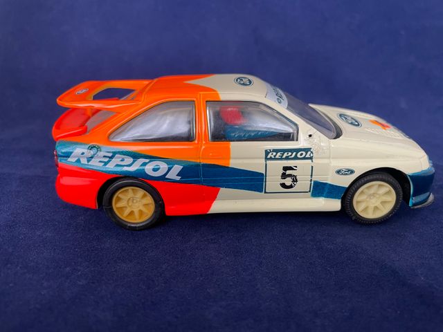 SCALEXTRIC C2028 Ford Escort Repsol Carlos Sainz 5
