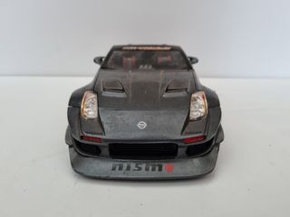 Nissan 350Z Muscle Machines in scala 1/18 per Pablo