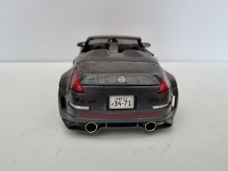 Nissan 350Z Muscle Machines in scala 1/18 per Pablo