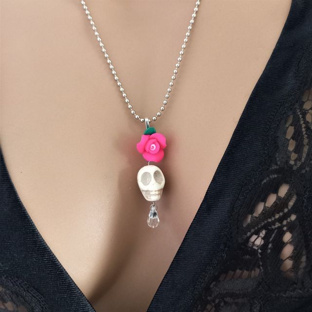 Halloween. Original collar con calavera mexicana.