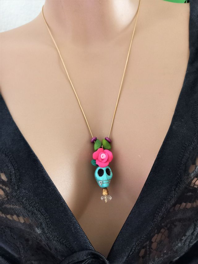 Halloween. Original collar con calavera mexicana.