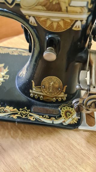 OFERTA Máquinas de coser Singer y Alfa con regalos