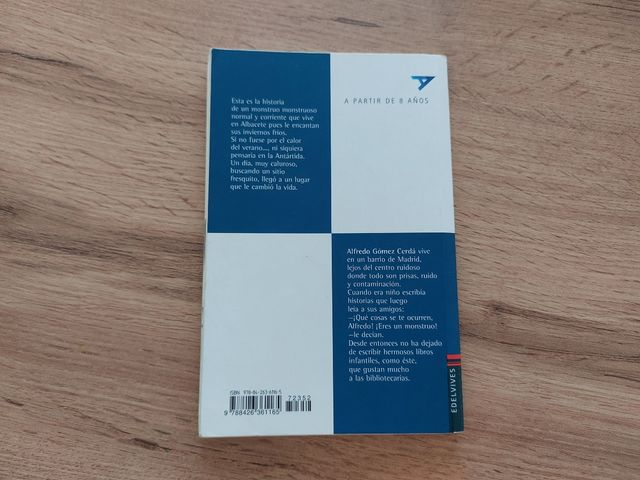 Libro El monstruo y la bibliotecaria 