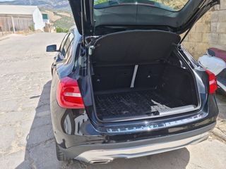 Mercedes-Benz GLA 2014