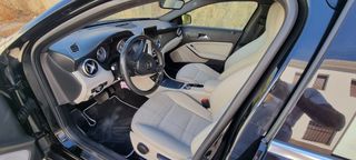 Mercedes-Benz GLA 2014