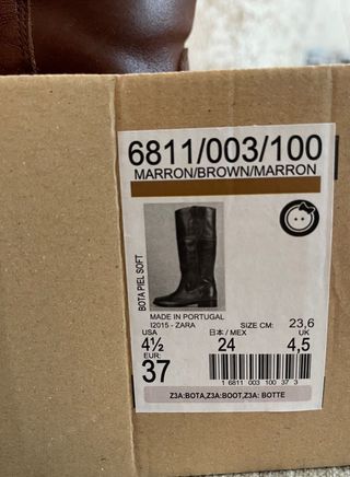 Botas altas piel marrón Zara. 
