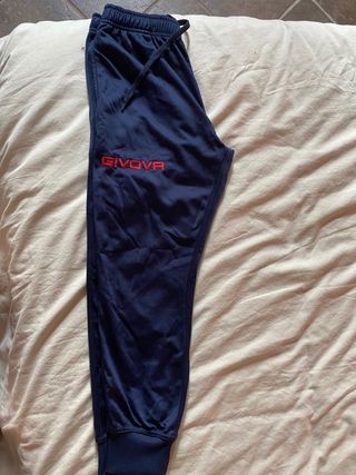 pantalone sportivo