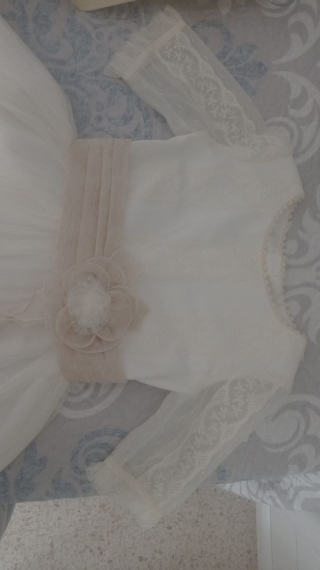 Traje de comunión de niña . Precioso. Talla 8 y 10