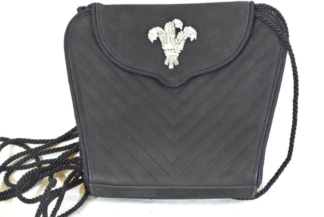 Borsa firmata Kennet Jay Lane