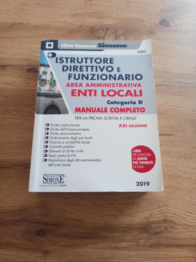 Libro concorso istruttore direttivo