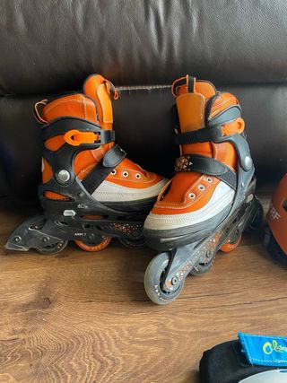 Patines extensibles 33-37 y casco protector