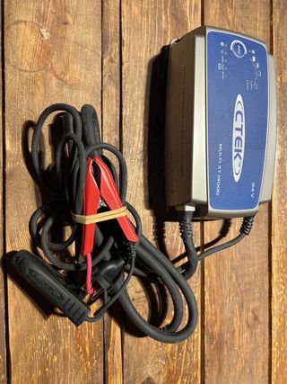 cargador-mantenedor baterias CTEK multi XT 14000