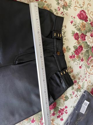 pantalon de cuero medidas