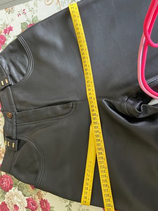 pantalon de cuero medidas