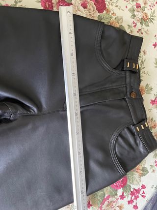 pantalon de cuero medidas