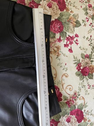 pantalon de cuero medidas