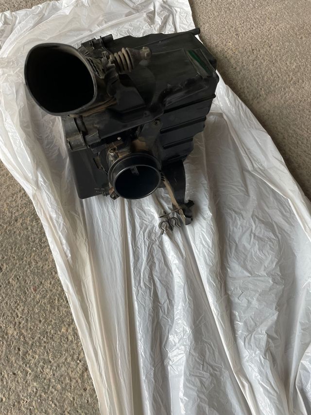 Caja filtro aire con caudalillo