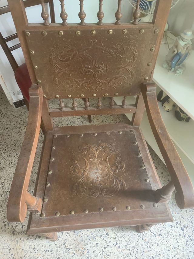 Silla Castellana muy antigua