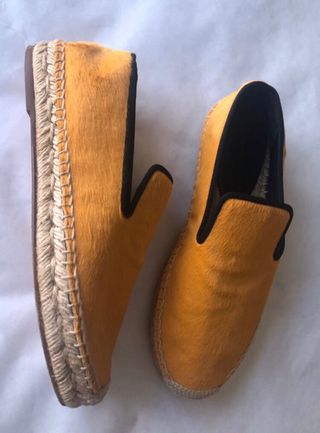 Zapatos color mostaza t-35 Celine Paris