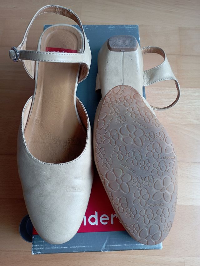 Bailarinas destalonadas beige Wonders