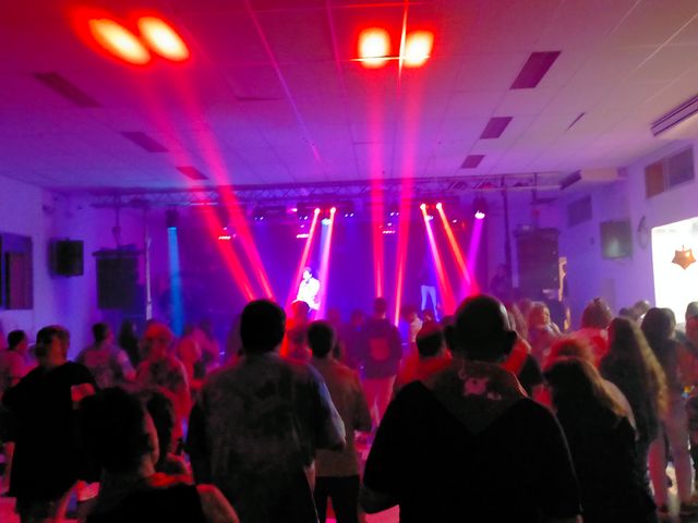 Alquiler equipo sonido e iluminación, discomovil