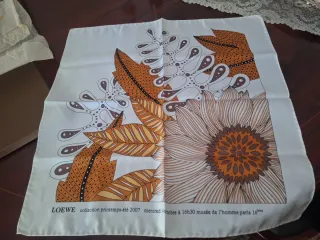 Pañuelo Loewe auténtico 