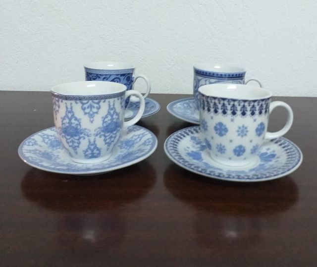 TAZA DE CAFÉ ANTIGUA DE PORCELANA INGLESA