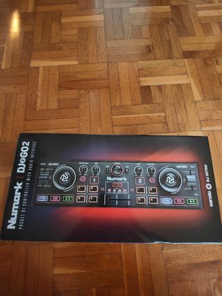 Numark DJ2GO 2