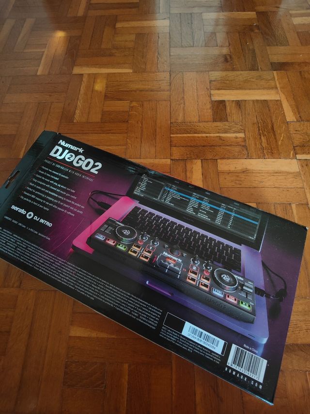 Numark DJ2GO 2
