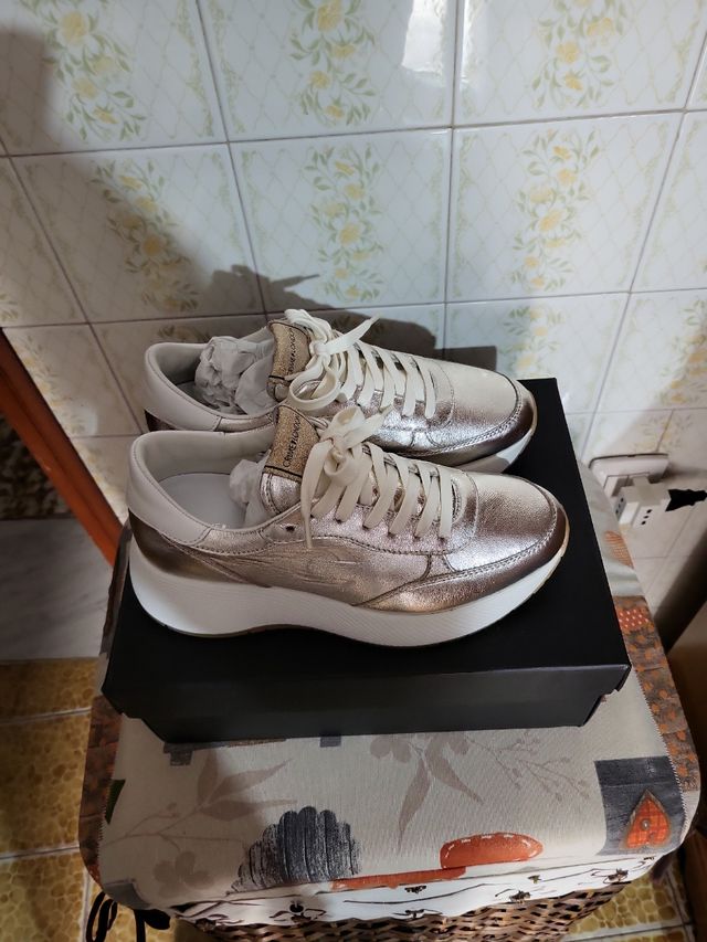 Scarpe donna sneacher crime london